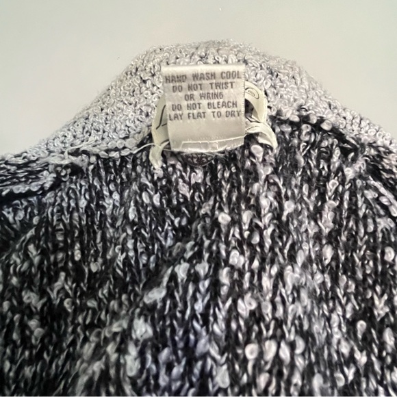 Vintage SIDE EFFECTS white/black Oversized Mid Length Nubby Knit Cardigan M/L - Picture 4 of 5